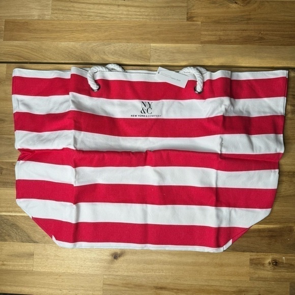 New York & Company Red White Striped Canvas Tote Bag | M12 | NWT Summer Beach Ca - Picture 3 of 5